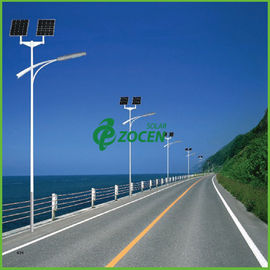 Ajustable IP65 70W Soğuk Beyaz Yüksek Güneş Enerjisi Paneli Sokak Lambaları