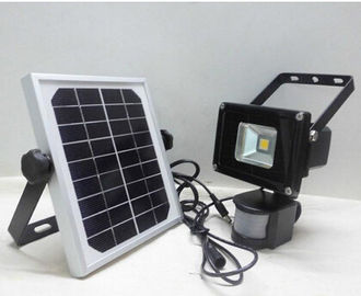 Yeşil Enerji COB Güneş Enerjili Led Harekete Geçirilmiş Sel Işığı ile 700lumen