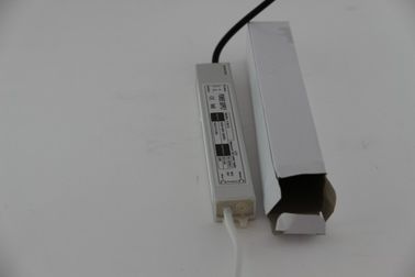 2500mA 12 V DC 30W su geçirmez LED Driver / IP68 LED Güç Kaynağı EPA8270C